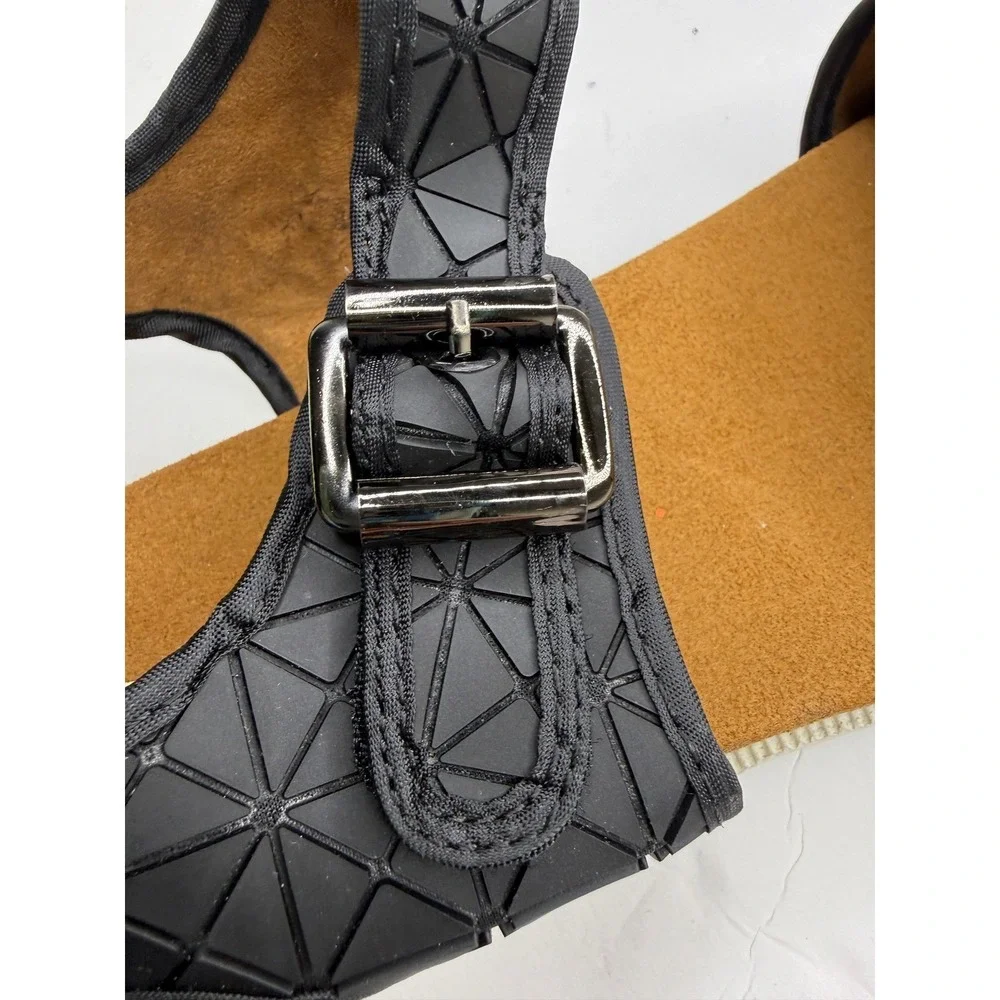 Bernie Mev New York Black Geometric Triangle‎ Platform Slingback Sandals Size 40